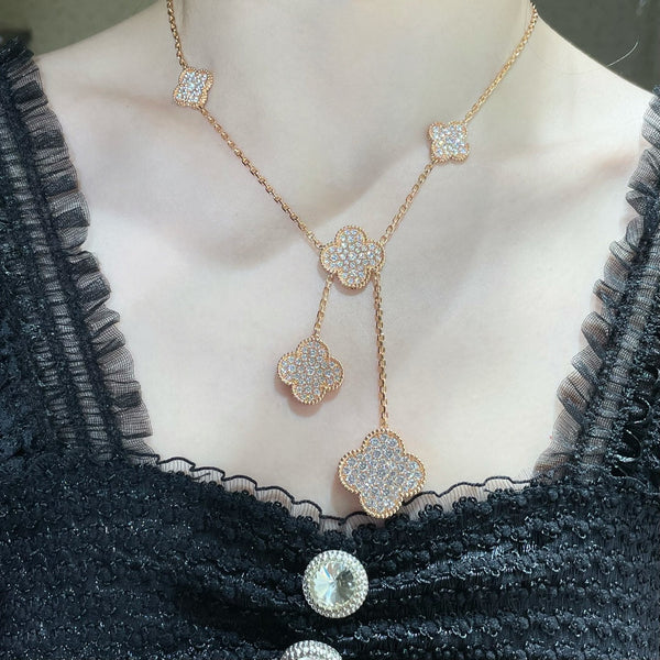 ˇTrend JewelryˇCLOVER 6 MOTIF DIAMOND PAVED NECKLACE