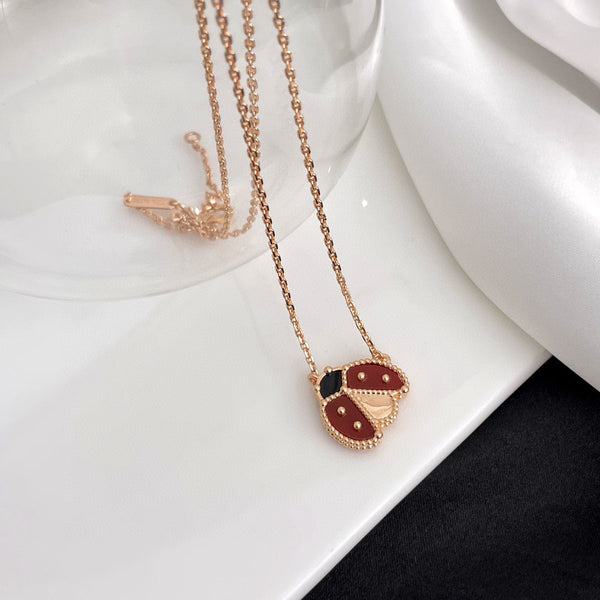 ˇTrend JewelryˇLUCKY  CARNELIANS LADYBUG NECKLACE